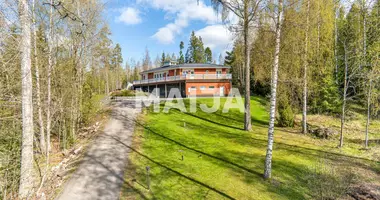 Dom 6 pokojów w Nurmijaervi, Finlandia