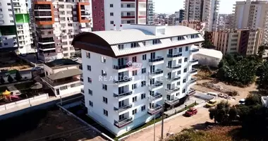 Apartamento 2 habitaciones con amueblado, con ascensor, con jardín en Mahmutlar, Turquía