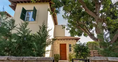 5 bedroom villa in Kouklia, Cyprus