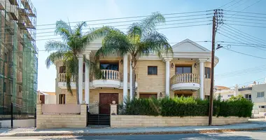 6 bedroom house in Germasogeia, Cyprus