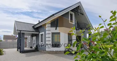 Maison dans Carnaucycki sielski Saviet, Bélarus