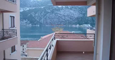 Apartamento 2 habitaciones en Risan, Montenegro
