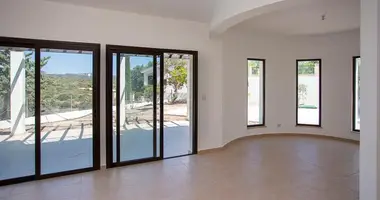Dom 3 pokoi w Kouklia, Cypr