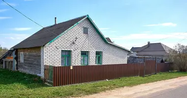 Haus 2 Zimmer in Saslauje, Weißrussland