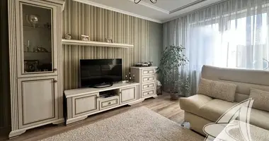 Wohnung 3 zimmer in Muchaviecki sielski Saviet, Belarus