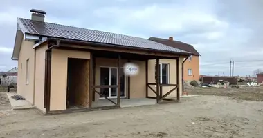 3 room house in Vysokoe, Russia