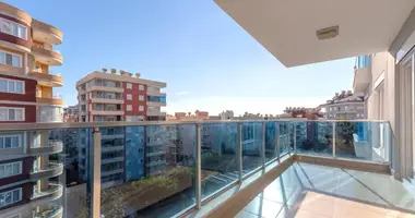 2 bedroom apartment in Alanya, Turkey