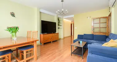 Wohnung 5 zimmer in Warschau, Polen
