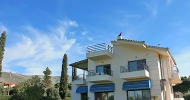 Dom wolnostojący 5 pokojów w Neos Kouvaras, Grecja