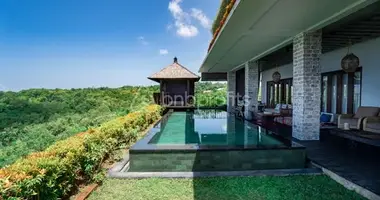 Вилла   с балконом, с мебелью, с кондиционером в Nusa Dua, Индонезия