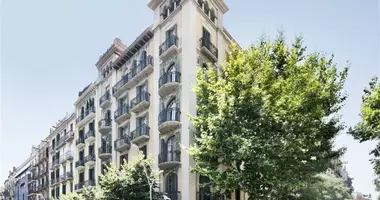 3 bedroom apartment in Barcelona, Spain