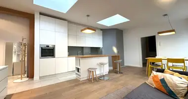 Apartamento 3 habitaciones en Varsovia, Polonia