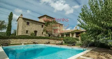 Villa 5 bedrooms in Perugia, Italy