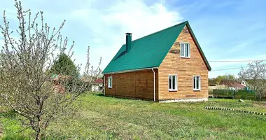 Maison dans Piarsajski siel ski Saviet, Biélorussie