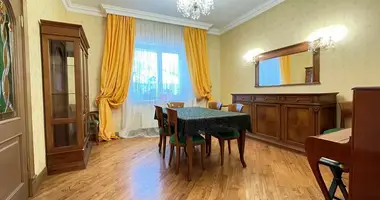 Mieszkanie 6 pokojów w Ryga, Łotwa