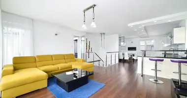 3 bedroom apartment in Zabki, Poland