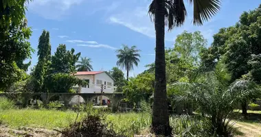 Haus 4 Schlafzimmer in Sanyang, Gambia