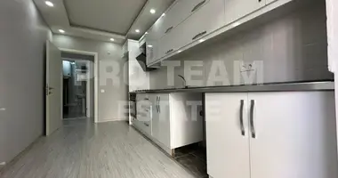 Apartamento 3 habitaciones en Muratpasa, Turquía