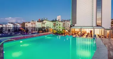 Hotel 7 780 m² in Mediterranean Region, Turkey