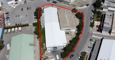 Warehouse 2 081 m² in Strovolos, Cyprus