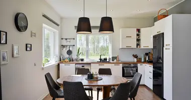 Haus 5 zimmer in Allazu pagasts, Lettland