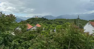 Участок земли в Радовичи, Черногория