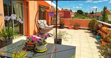 6 room house with air conditioning, with internet, with sauna in Avignon, France