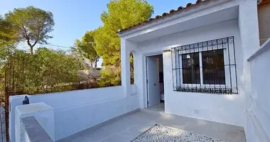 Bungalow 2 chambres avec Meublesd, avec Climatiseur dans Orihuela, Espagne