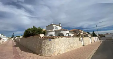 Villa en Torrevieja, Španjolska