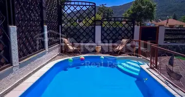 4 bedroom house in Olympiada, Greece