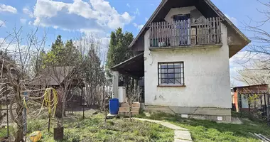 2 room house in Szabadbattyan, Hungary