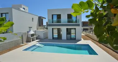 Wohnung 4 Zimmer in Paphos, Cyprus
