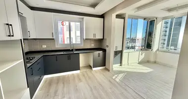 2 bedroom apartment in Mezitli, Turkey