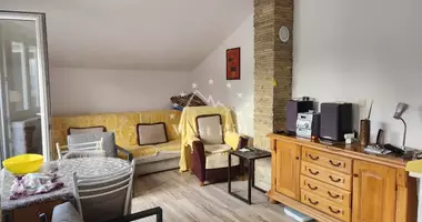 2 room apartment in Baošići, Montenegro