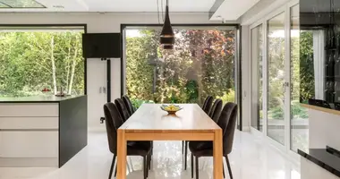 Wohnung in Warschau, Polen