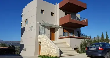 Dom wolnostojący 5 pokojów w Loutraki, Grecja