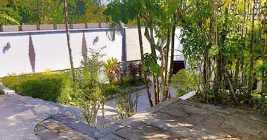 Villa  con Amueblado, con Aire acondicionado, con Piscina privada en Kathu, Tailandia