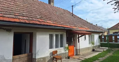 3 room house in Mihalyfa, Hungary