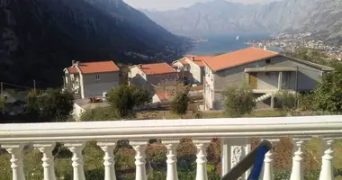 Haus 5 Zimmer in Kotor, Montenegro