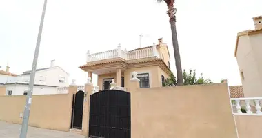 4 bedroom house in Torrevieja, Spain