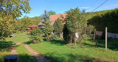 3 room house in Isaszeg, Hungary