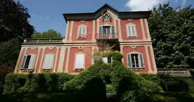 Villa 6 habitaciones en Comunita Montana Valli del Verbano, Italia