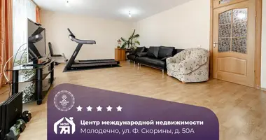 4 room apartment in Maladzyechna, Belarus