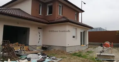 5 room house in Gyal, Hungary