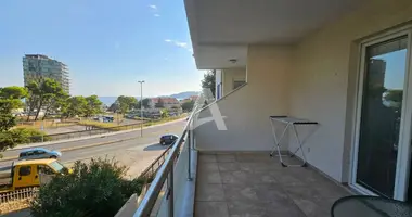 Appartement 2 chambres avec Vue sur la mer, avec obschestvennaya parkovka public parking dans Becici, Monténégro