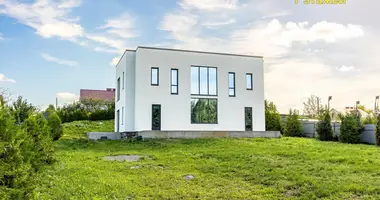 Maison dans Mikalajevicy, Biélorussie