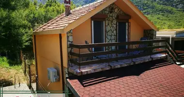 Casa en canj, Montenegro