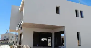 Villa 4 bedrooms in Peyia, Cyprus