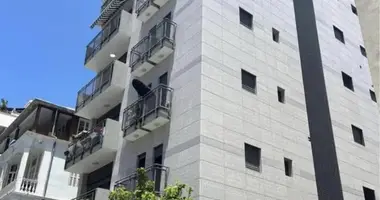 Apartamento 4 habitaciones en Tel-Aviv, Israel