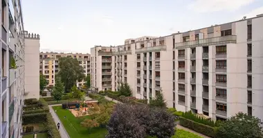 Wohnung 3 zimmer in Warschau, Polen